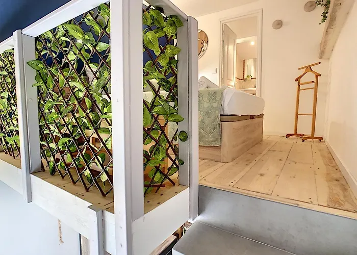 Nestor&jeeves - Secret Duplex - Very Close Sea - Atypical * نيس